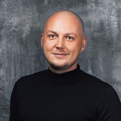 Daniel M