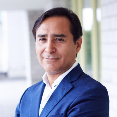 Alberto C