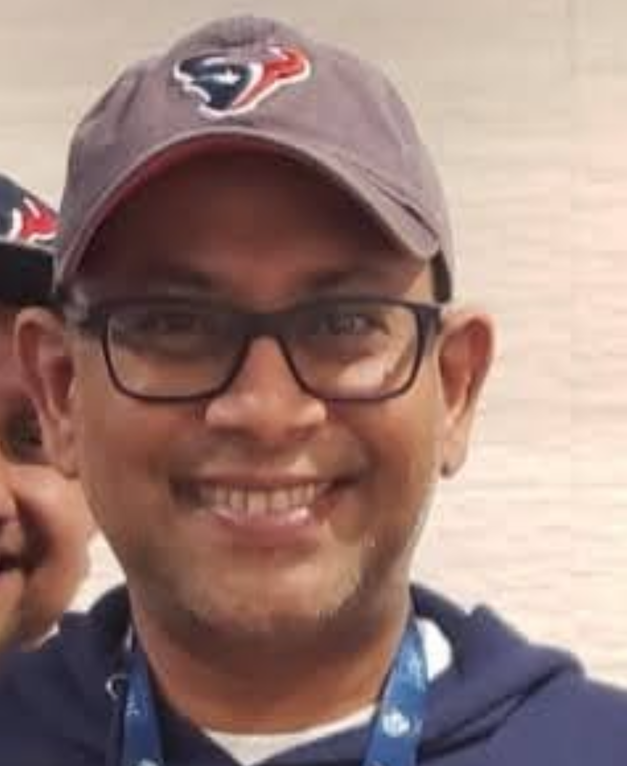 Samit D